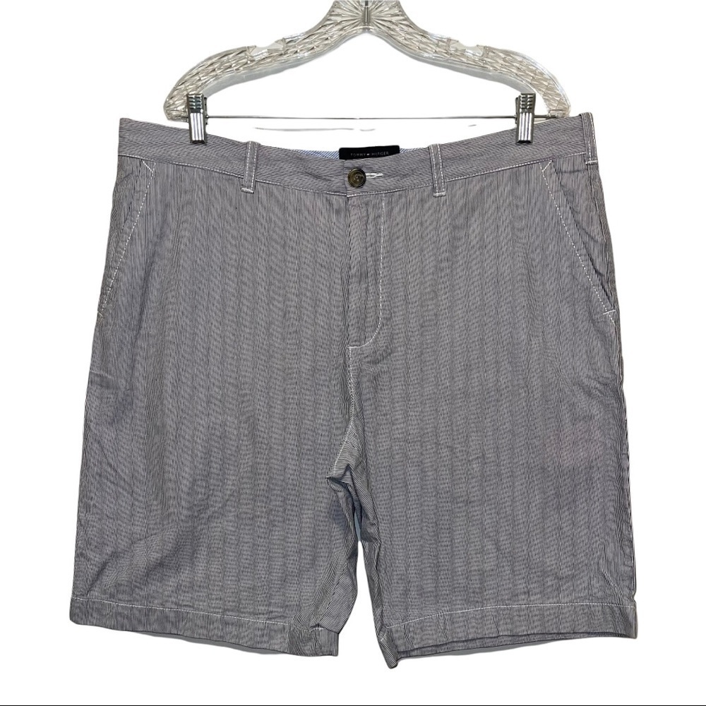 Tommy Hilfiger Man Shorts Size 38